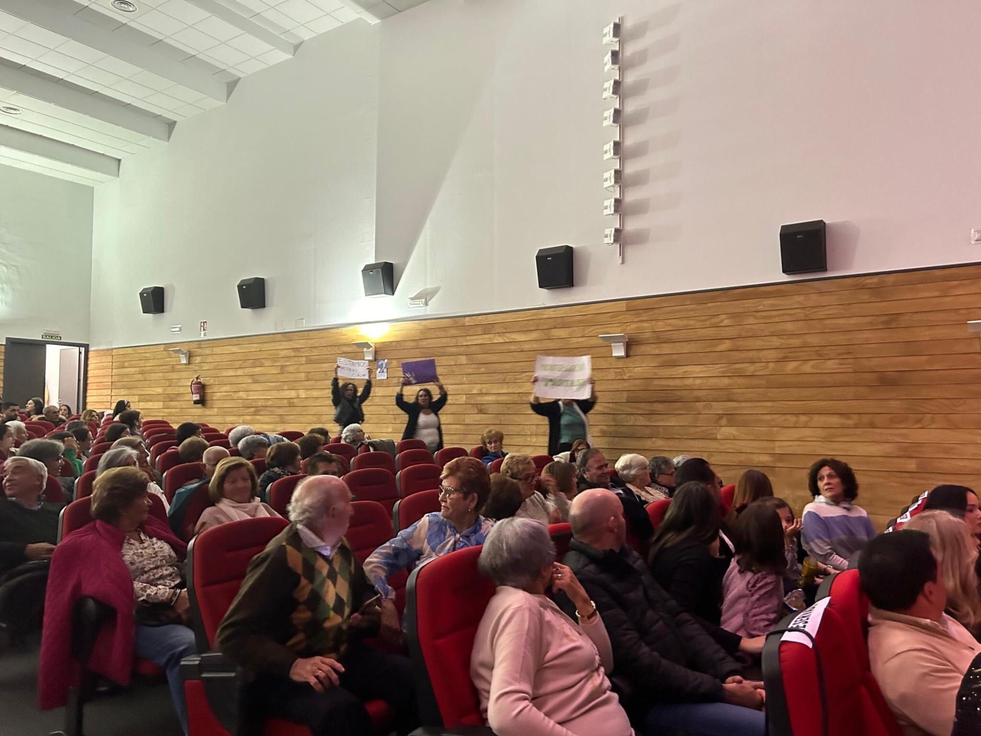 Quintana se une contra la violencia de género