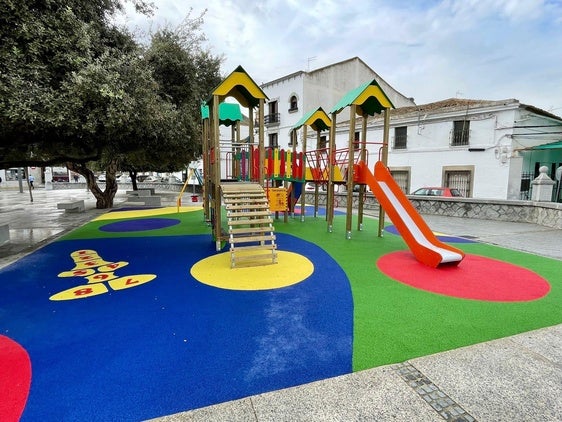 Nueva zona lúdica en el parque Hernán Cortés