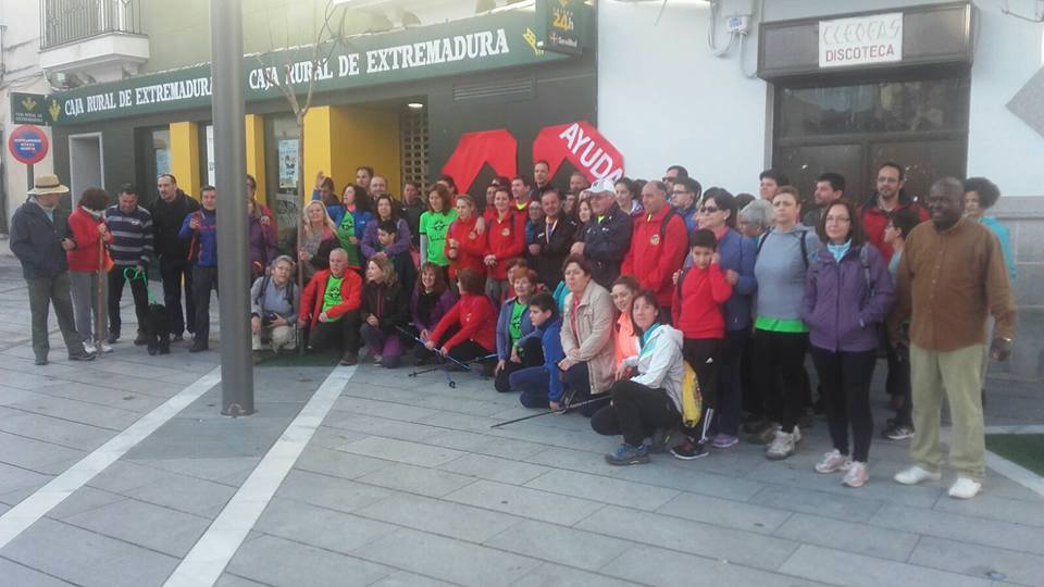 Casi 800 euros recaudados por el club senderista de Quintana de la Serena de ayuda a Valeria