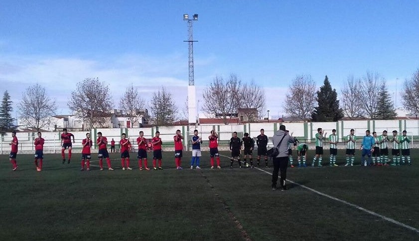 El C.D. Quintana vence por goleada en Almendralejo y se sitúa noveno