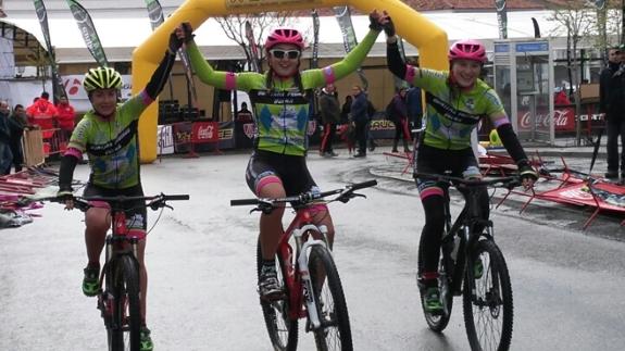 El Quintana Proingo Quima Team se sube al pódium diez veces en solo dos días
