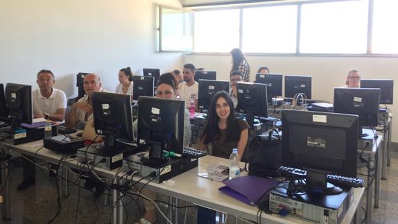 Doce alumnos se preparan para ser formadores en el curso de Docencia para el Empleo