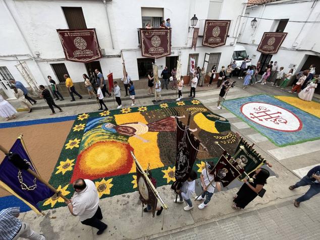 Fotos: San Vicente de Alcántara celebra el Corpus Christi