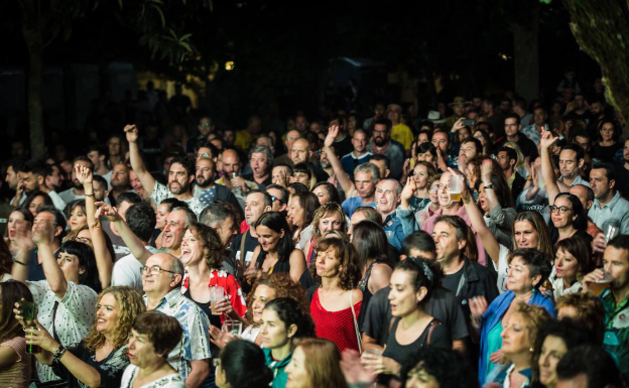 El público está ansioso de volver a vivir SubeRock. 