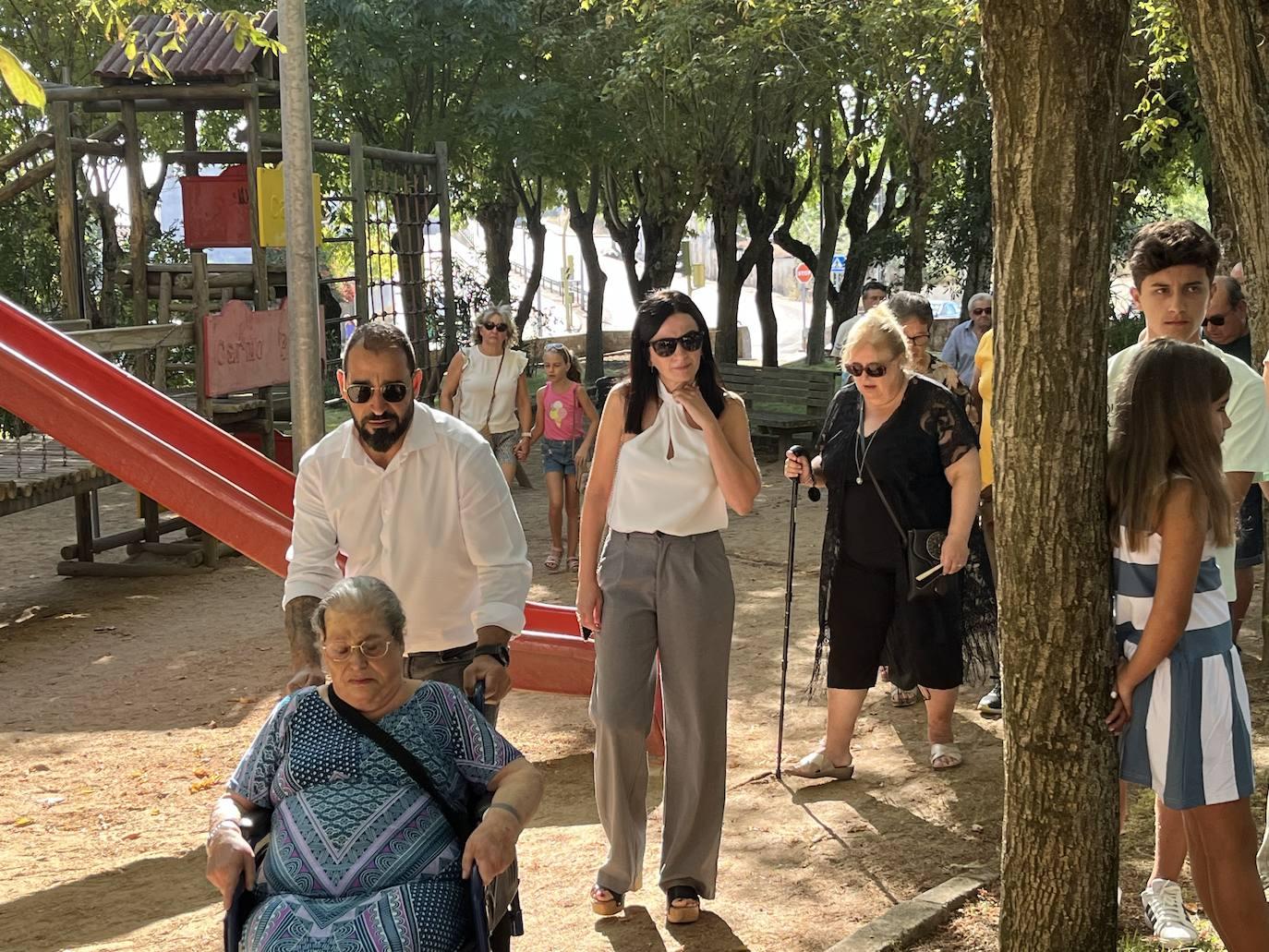 Imágenes del acto celebrado en memoria de José María Piris (II)
