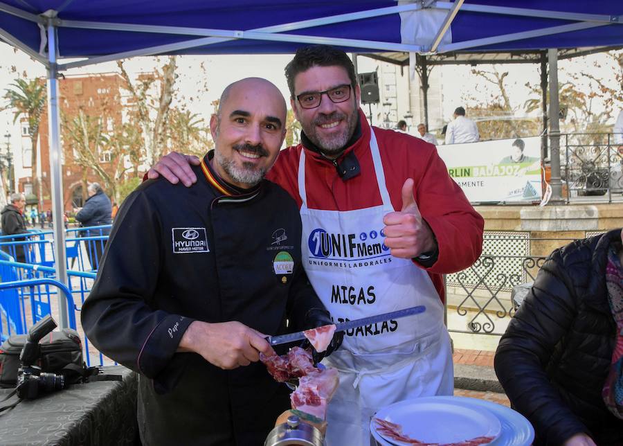 La lluvia que cayó a última hora de la mañana redujo la participación en el evento