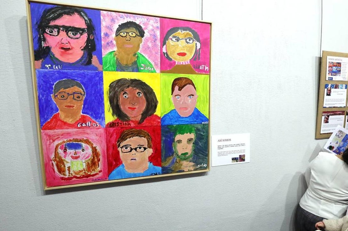 El centro cultural Santo Domingo acoge hasta el 14 de abril una muestra de arte de Down Mérida 'Igual-Arte. Todos los trazos tienen su color' es el resultado, tras más de un año de trabajo, del esfuerzo y la creatividad de los componentes que conforman el taller de pintura de Down Mérida.
