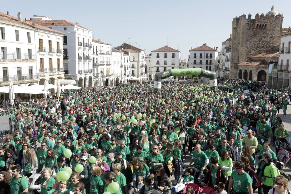 Cerca de 5.300 personas contribuyen a costear una beca de investigación contra la enfermedad