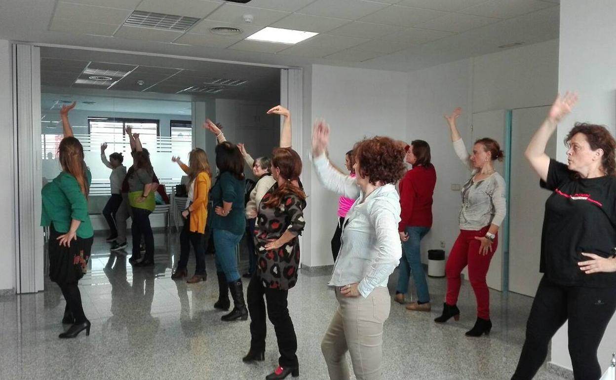 Flamenco para mejorar el estado físico general de las personas con cáncer de mama
