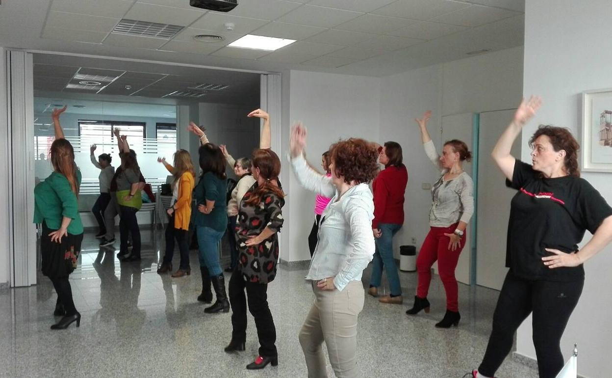 Flamenco para mejorar el estado físico general de las personas con cáncer de mama