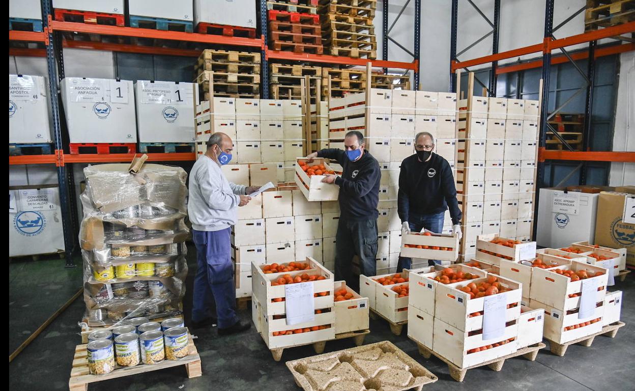 Una donación realizada al Banco de Alimentos. 