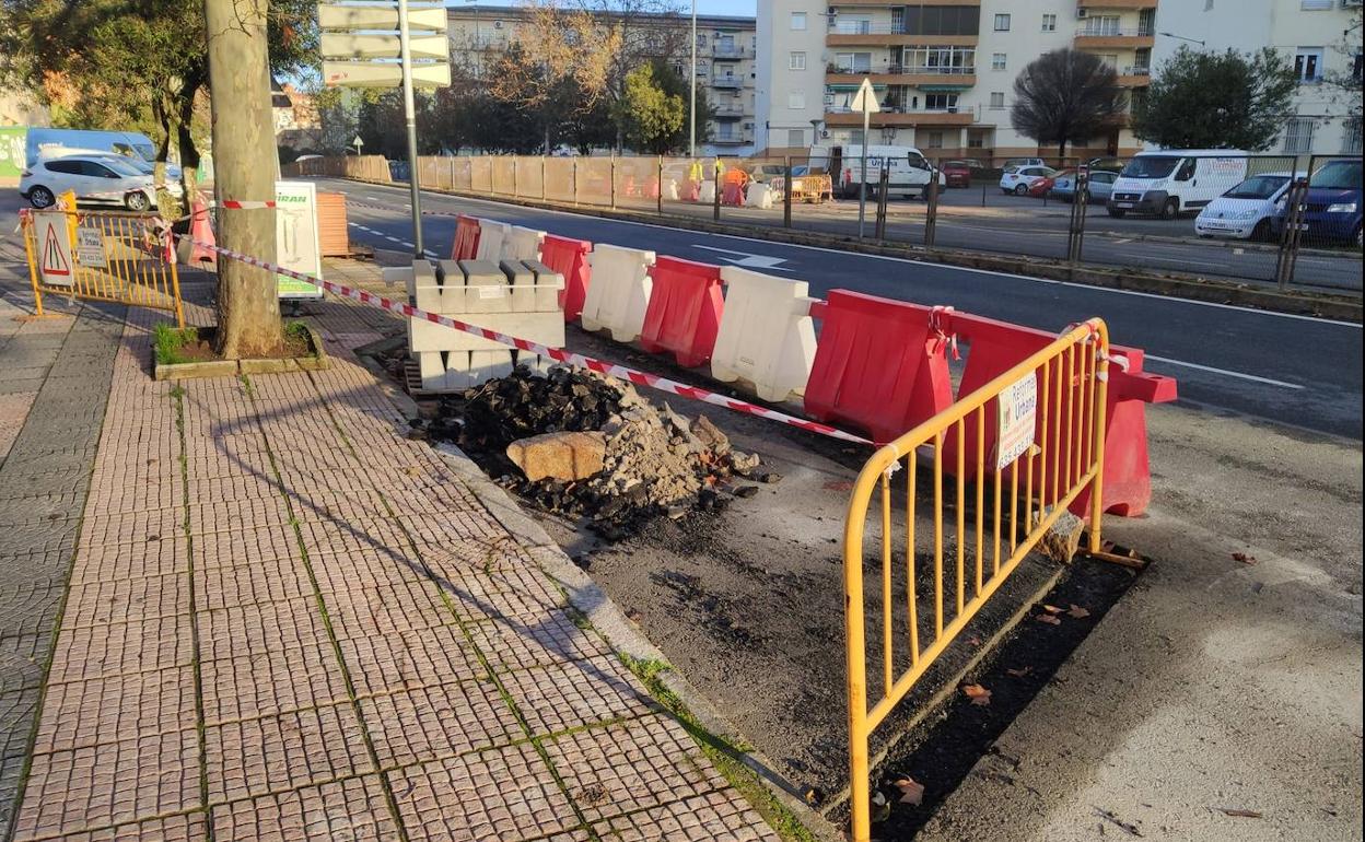 Obras llevadas a cabo para hacer accesible las paradas de auttobñus urbano. 