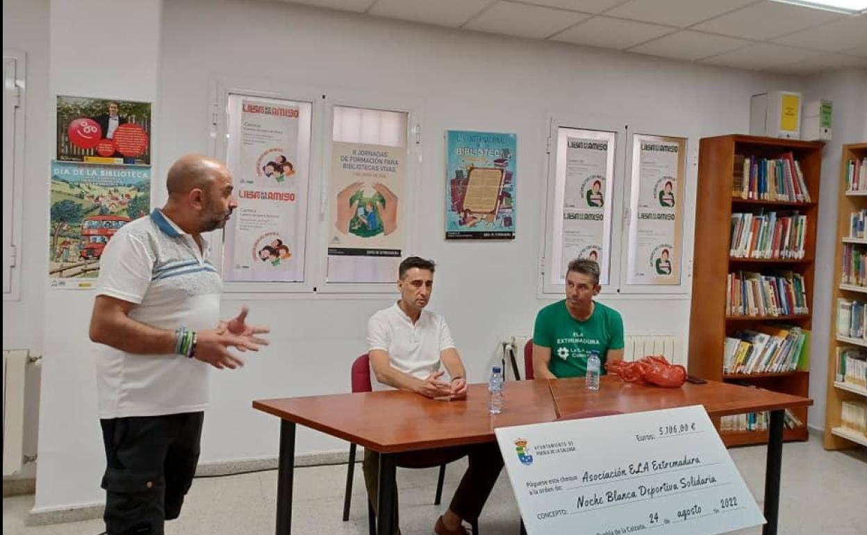 Puebla de la Calzada recauda 5.106 euros para ELA Extremadura
