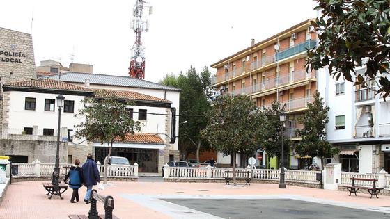 Mercadillo solidario en Coria para difundir la labor de colectivos de la Diócesis