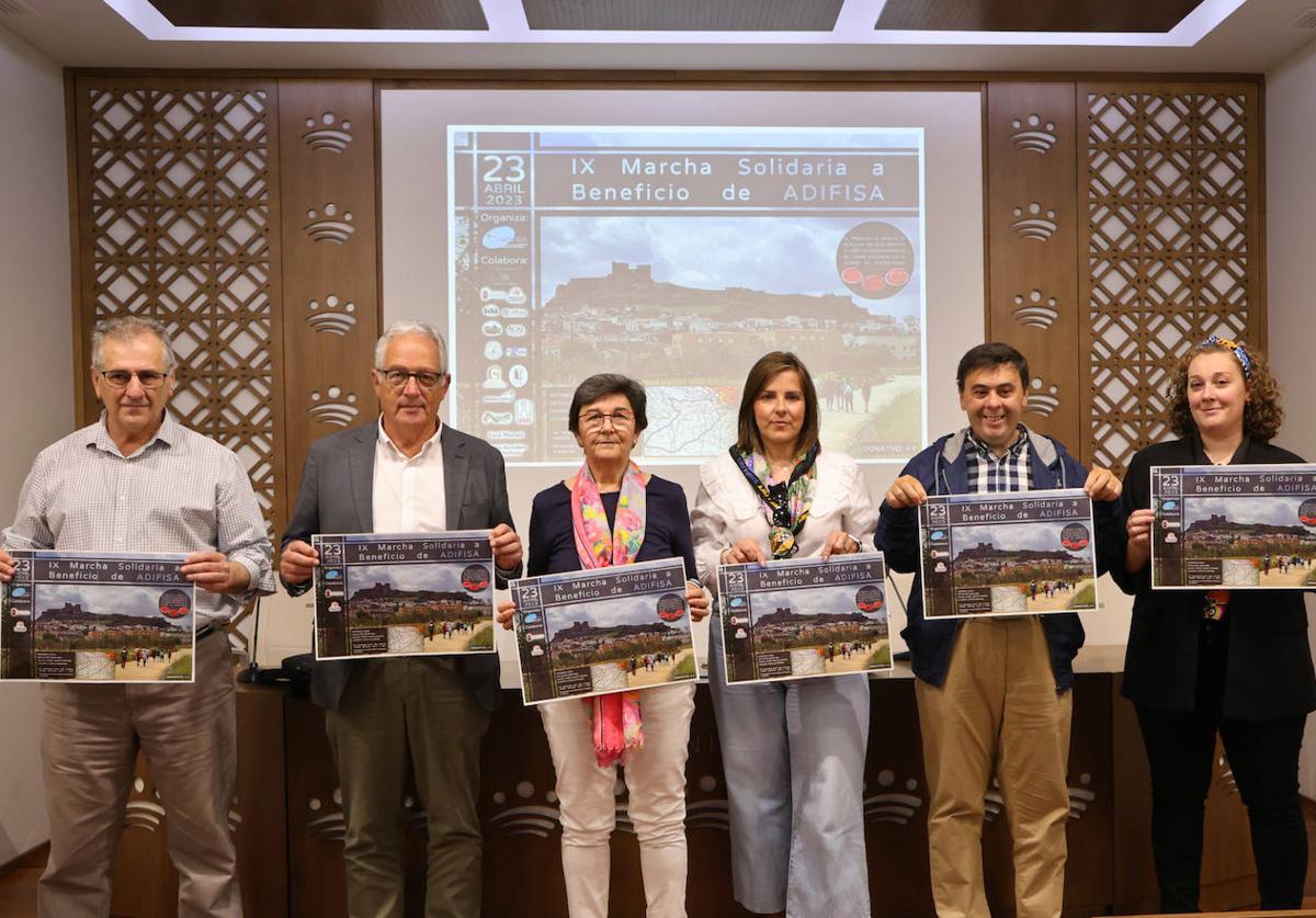 Presentación la marcha solidaria.