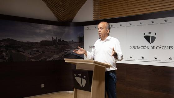 Diputación pone en marcha cursos para los futuros formadores de inclusión digital financiera de la tercera edad en el medio rural