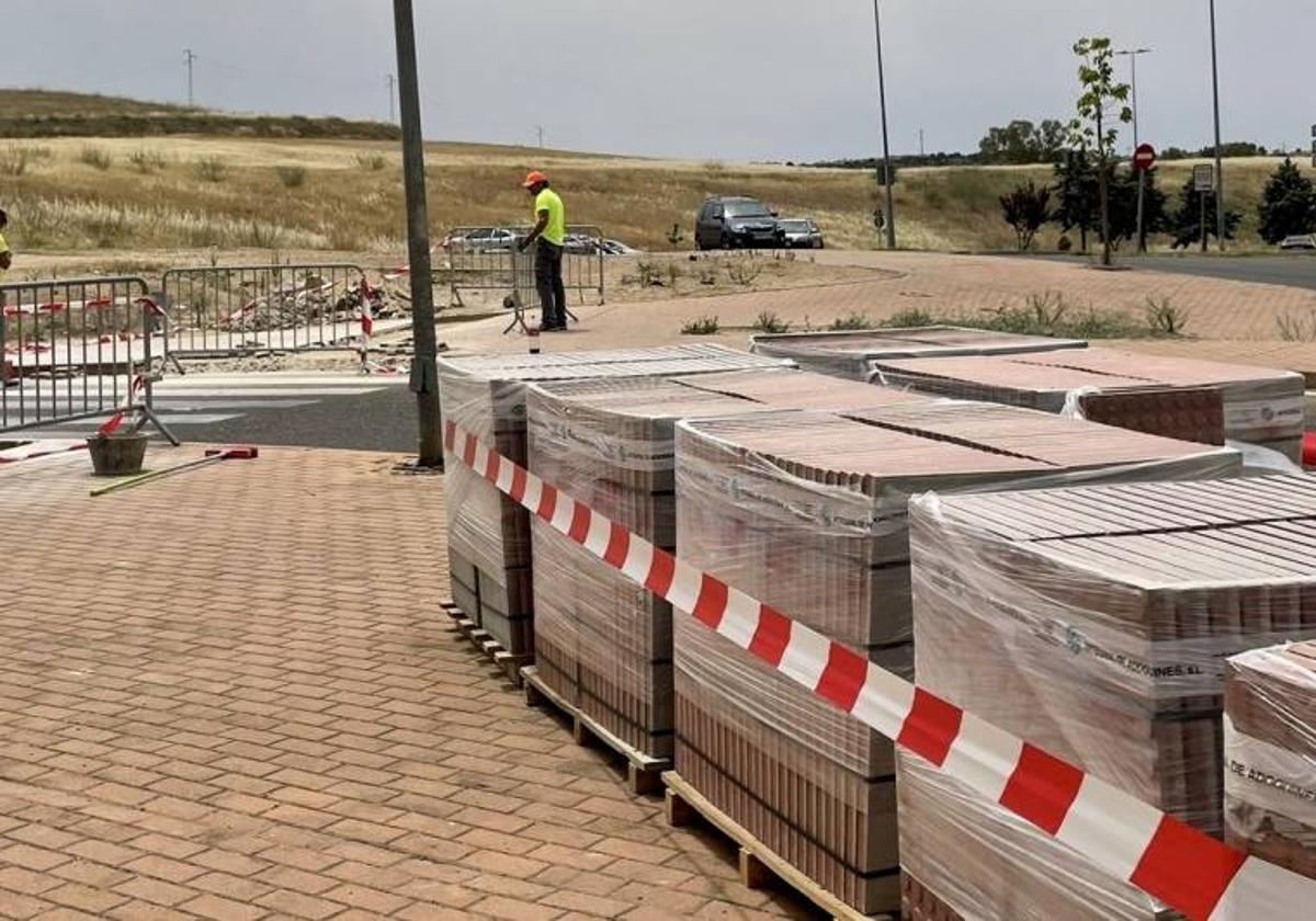Comienzan las obras de accesibilidad en 50 pasos de peatones en Badajoz