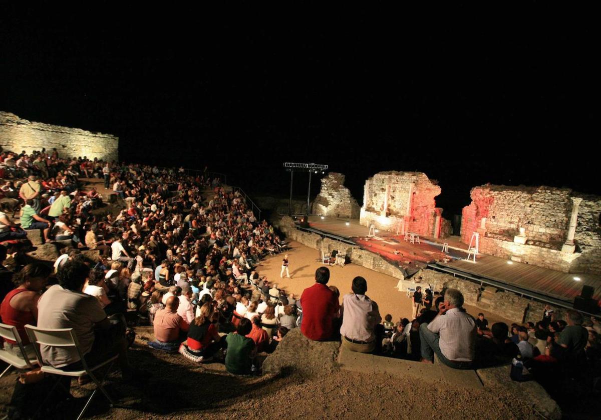 La extensión del Festival de Mérida en Regina ofrecerá una obra inclusiva, 'Miles Gloriosus' y 'La tumba de Antígona'