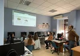 Sesión interactiva sobre las competencias digitales en Almendralejo.