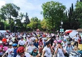 Unas 2.000 personas participan hoy en el Día de la Bicicleta de Zafra con un fin solidario