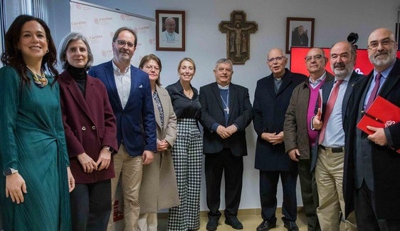 La presidenta de la Junta se reúne en Badajoz con los equipos directivos de las tres Cáritas extremeñas