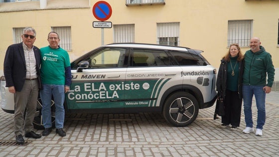 Fundación CB refuerza su compromiso social con ELA Extremadura para mejorar la movilidad de sus usuarios