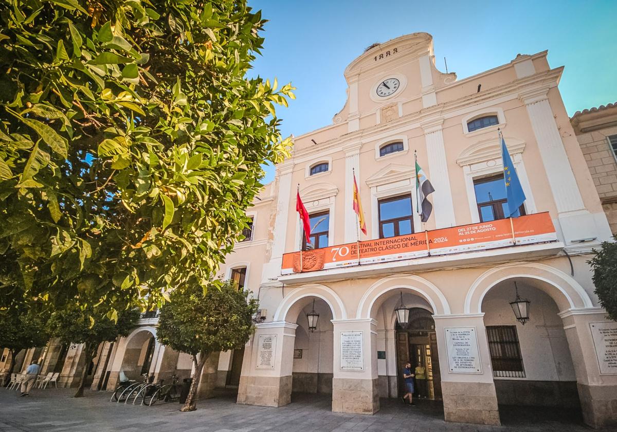 El Ayuntamiento de Mérida amplía a 50.000 euros la subvención a programas para la autonomía de personas dependientes