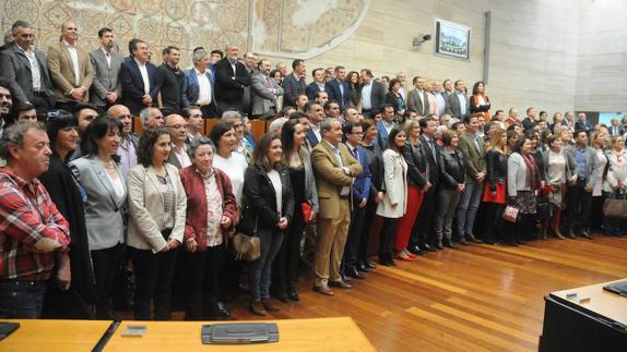 La Junta y las entidades locales se comprometen a impulsar la Ley de Igualdad de Extremadura