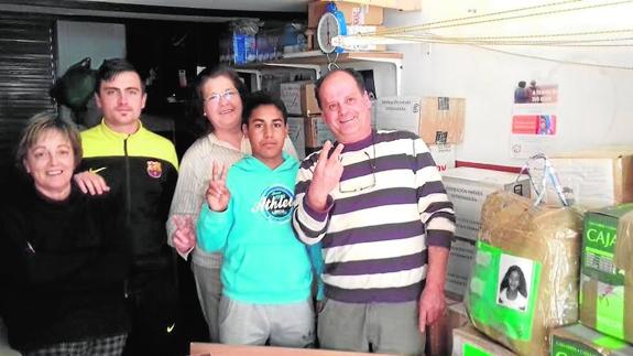 2.500 kilos de alimentos y 1.695 gafas para el Sahara