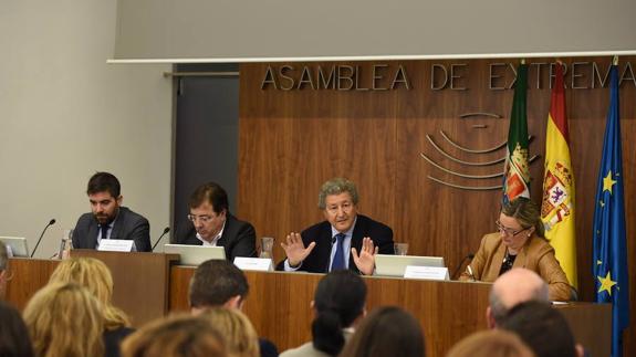 Sami Naïr inaugura el Seminario Permanente de Estudios sobre Cooperación y Desarrollo