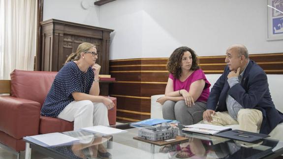 Unicef propone que la Asamblea de Extremadura renueve el Pacto por la Infancia