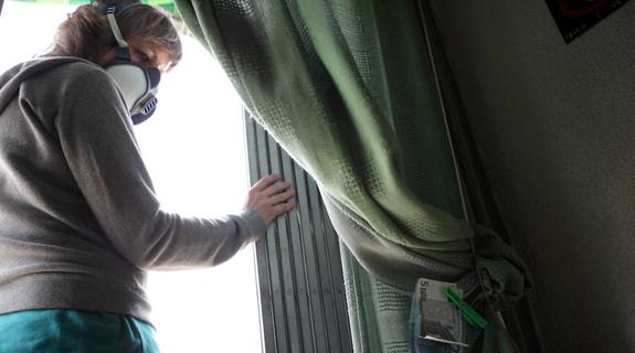 Imagen de una persona que padece sensibilidad química múltiple. 