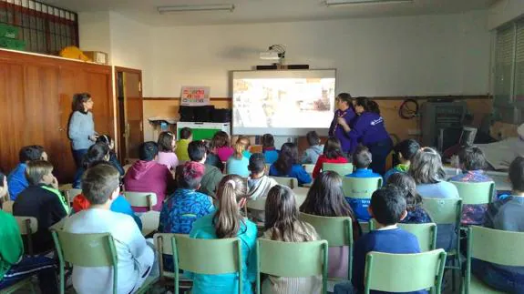 El primer taller se realizó en Garrovillas y contó con 90 participantes.