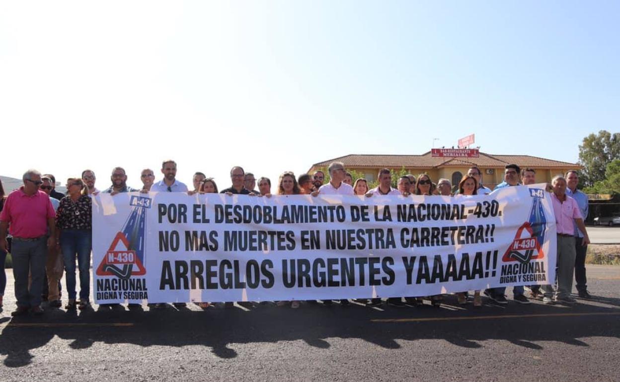 Movilización de hoy en la localidad de Gargáligas. 