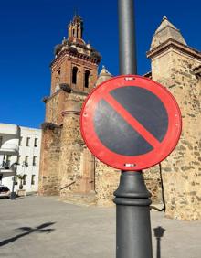 Imagen secundaria 2 - Prohibido el estacionamiento en la línea interior de la Plaza de España