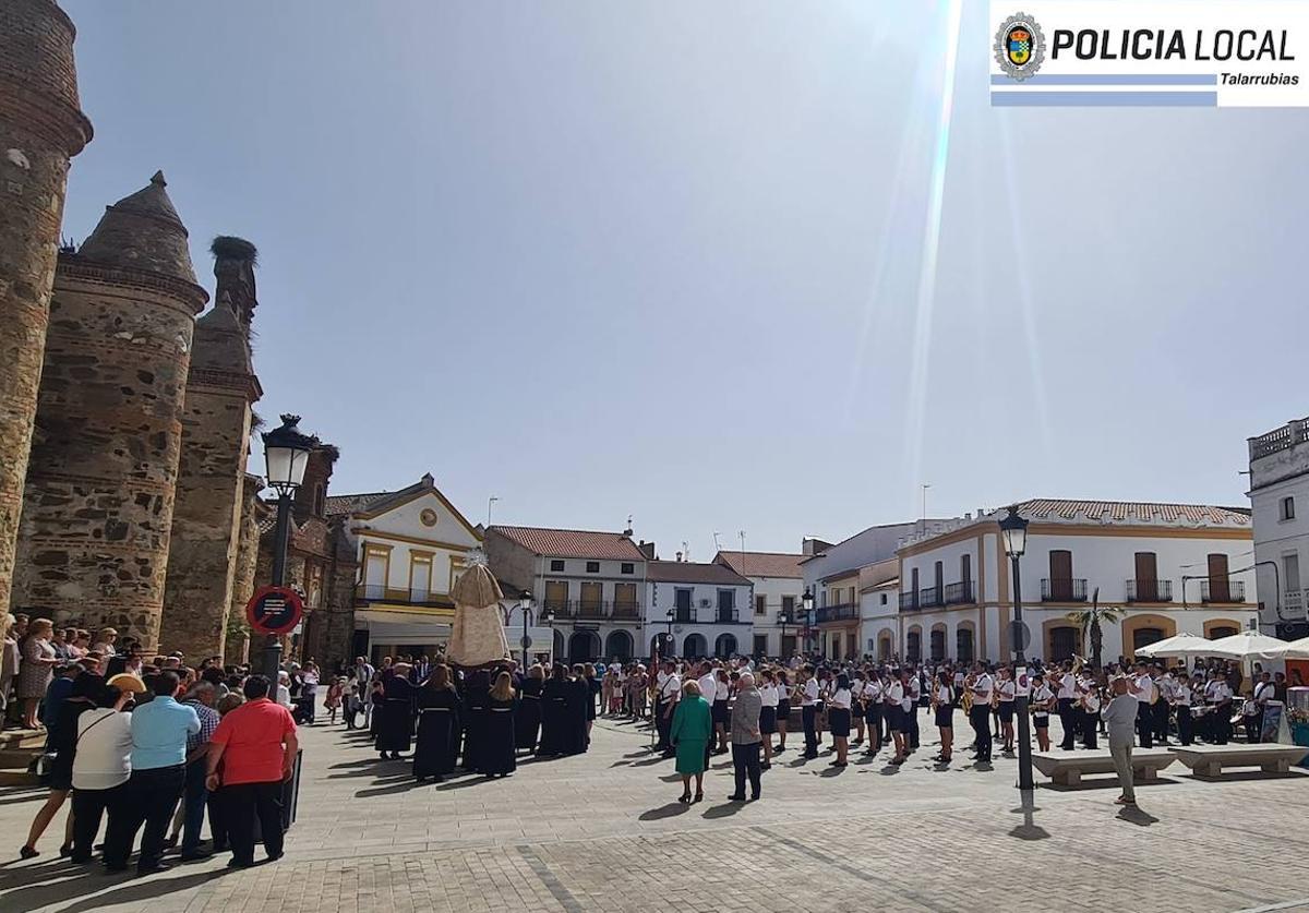 Una de las procesiones que se han celebrado en la localidad.