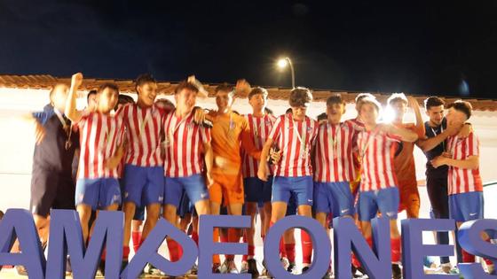 Unos 600 futbolistas de 32 equipos se dieron cita para la Tala Cup