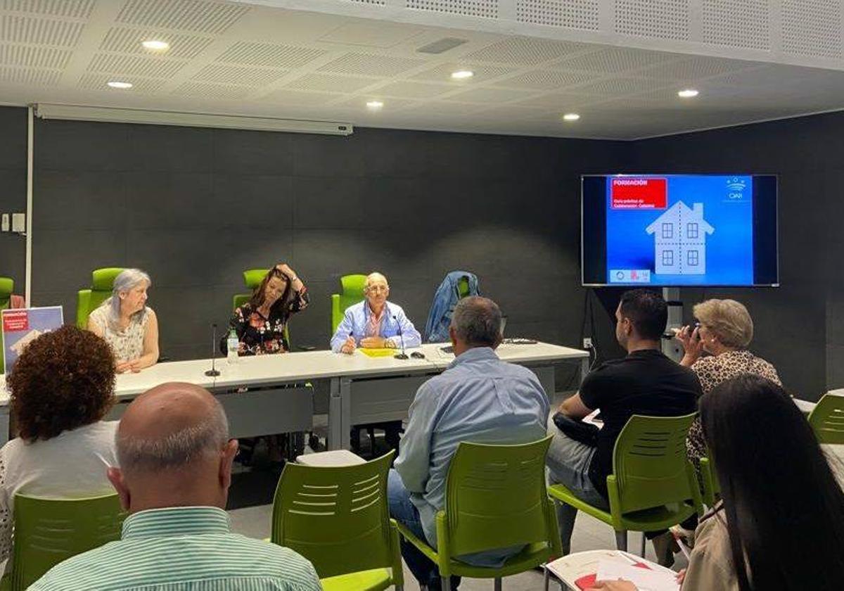 Empleados del Ayuntamiento de Talarrubias participan en los talleres de SAPIENS