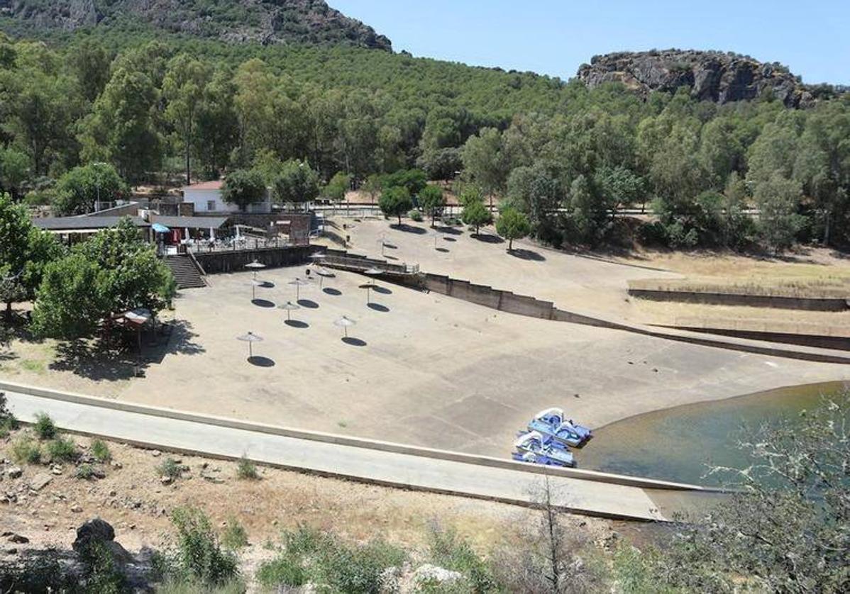 Playa de Puerto Peña-Talarrubias.