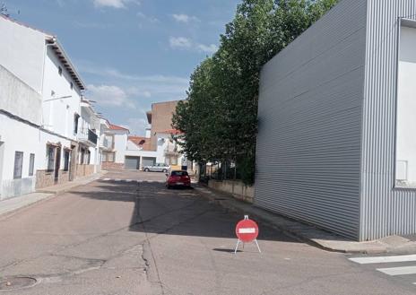 Imagen secundaria 1 - Nuevas señalizaciones durante las entradas y salidas del cole