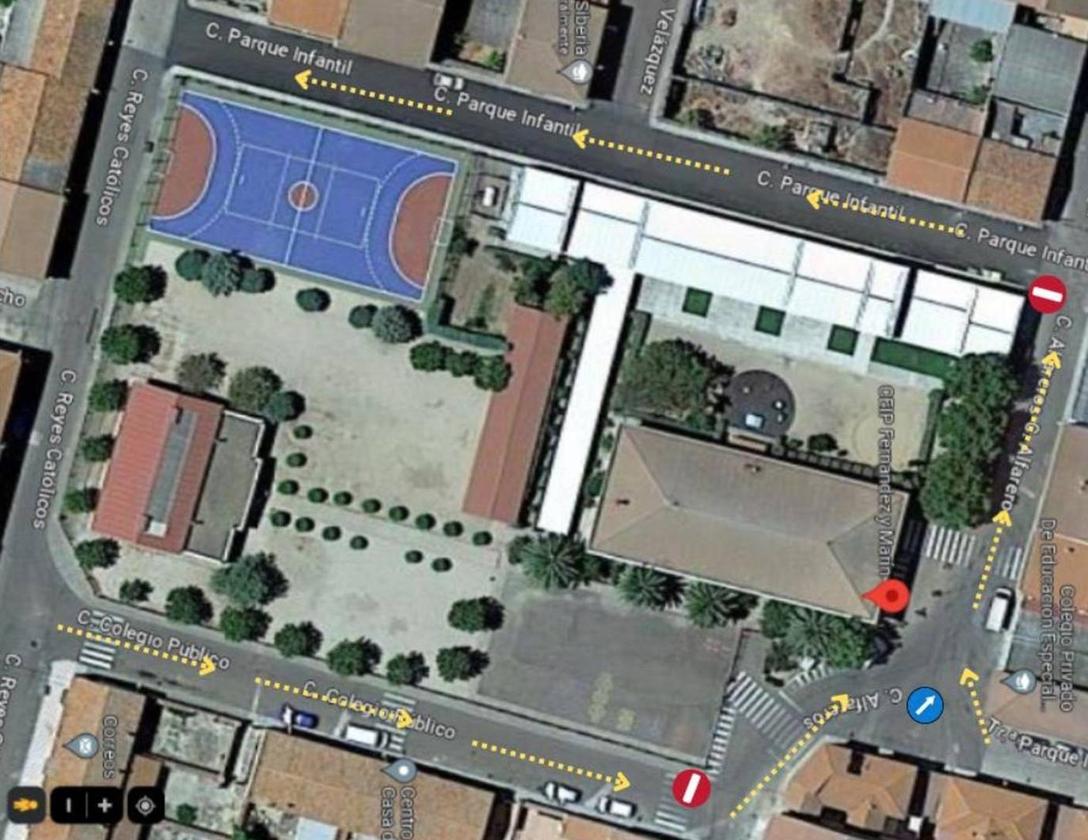 Nuevas señalizaciones durante las entradas y salidas del cole