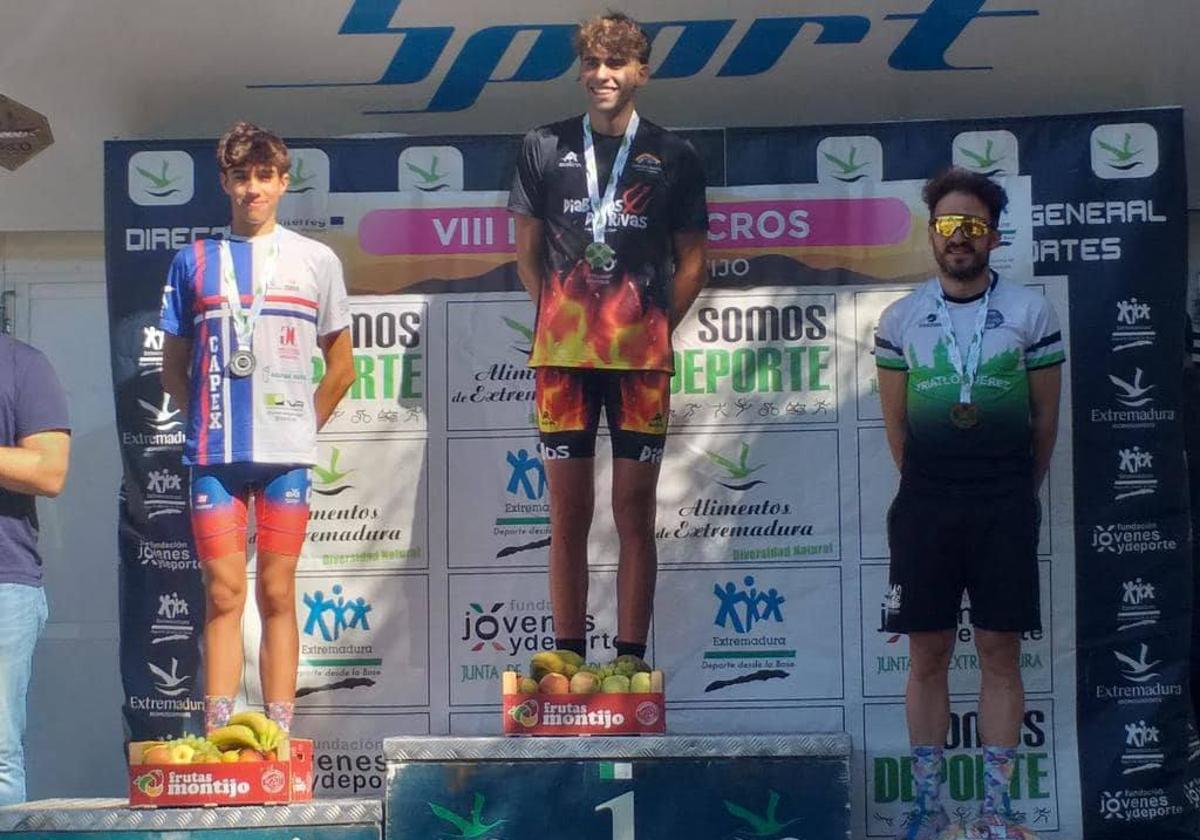 El talarrubiense Miguel Blanco se proclamó campeón de Extremadura de Duatlón Cros