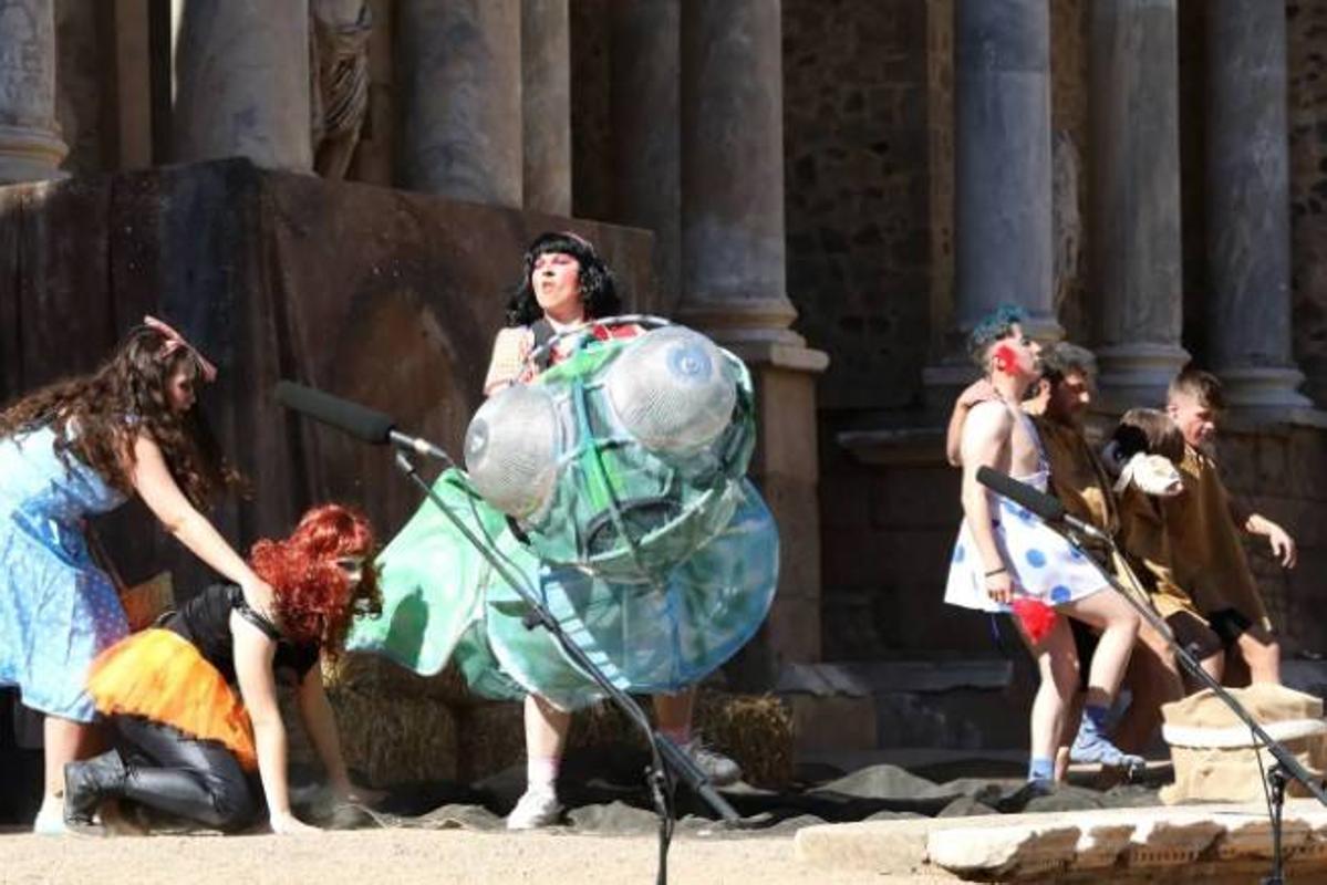 Párodos Teatro se hace con dos premios del Concurso Nacional de Teatro Grecolatino juvenil