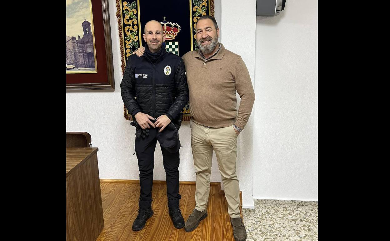 El agente de Policía Local Luis Carlos se incorpora al Cuerpo de la Policía Municipal de Talarrubias