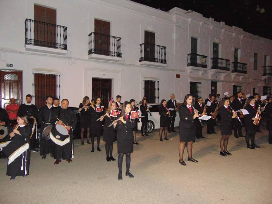 La Banda Municipal de Talarrubias en una de sus actuaciones.