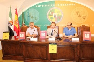El profesor Javier Marcos Arévalo publica el libro 'La Siberia Extremeña en la voz de su gente'