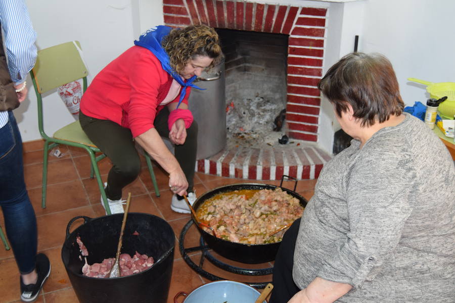 Fotos: Matanza Popular en Barquilla de Pinares 2019