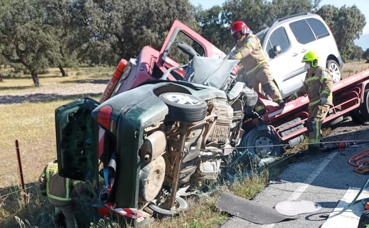 Un fallecido y un herido grave en un accidente en la carretera de Rosalejo