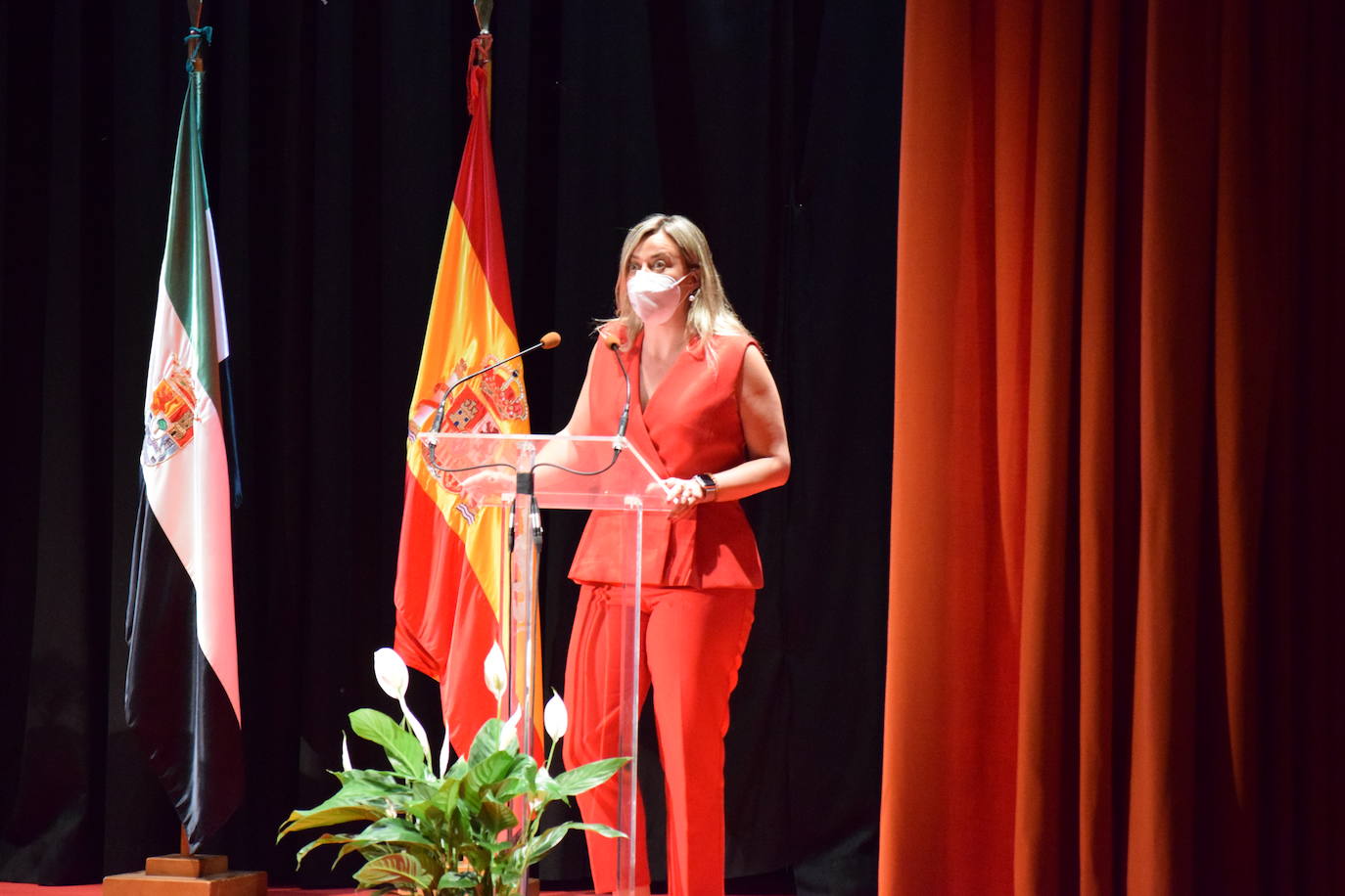 Fotos: FotoGalería Nombramiento oficial del Cronista de Talayuela y Acto homenaje a los alcaldes de la democracia