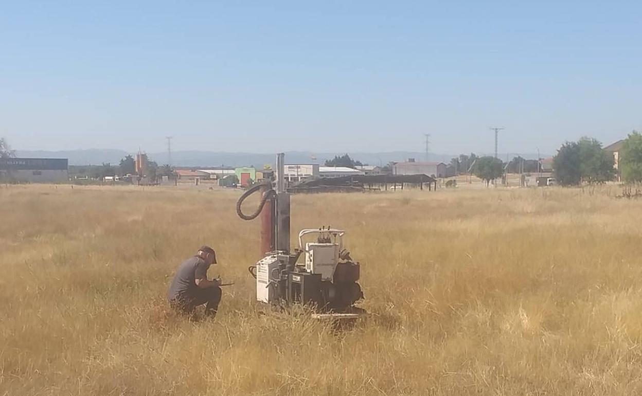 El multiusos de Talayuela, más cerca